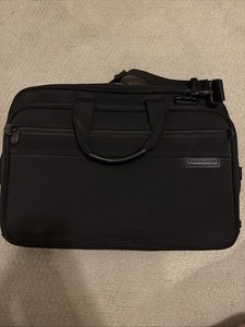 Briggs and Riley Black Nylon Laptop Case 15-inch Shoulder Bag