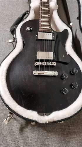 Gibson Les Paul Studio 2016T Satin Ebony Guitar + Original Gibson Case
