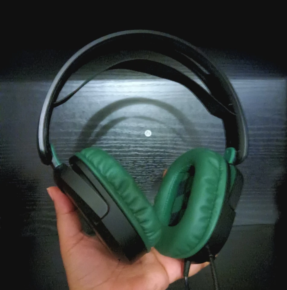 Auriculares ASUS TUF Gaming x Demon Slayer Tanjiro Kamado Foto 4 de 4