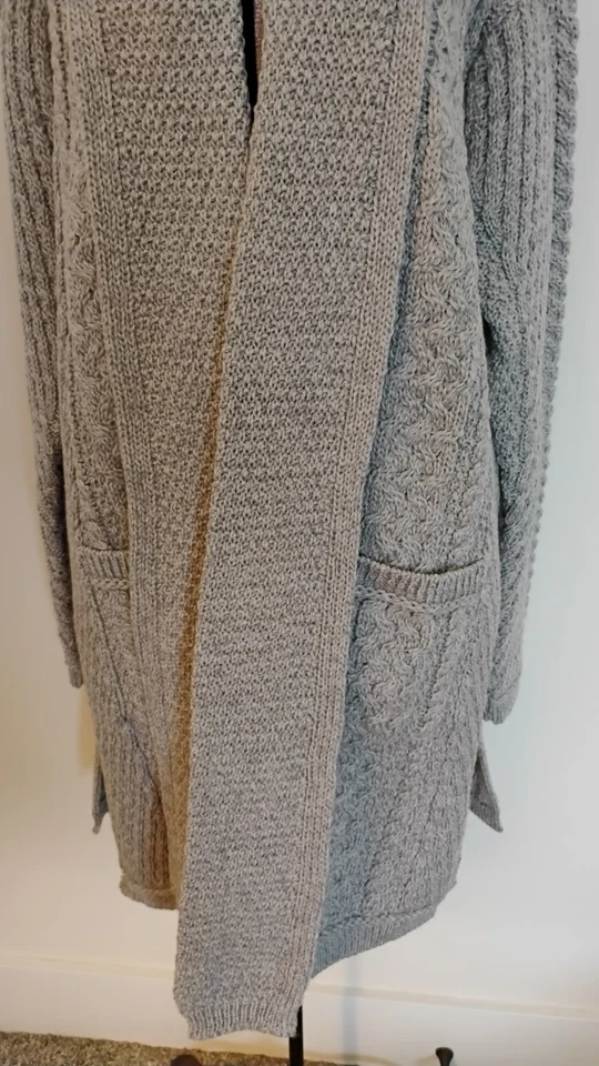 Cárdigan suéter delantero chal de lana artesanal Aran frente abierto largo nuevo sin etiquetas gris XXL 2XL Foto 3 de 4