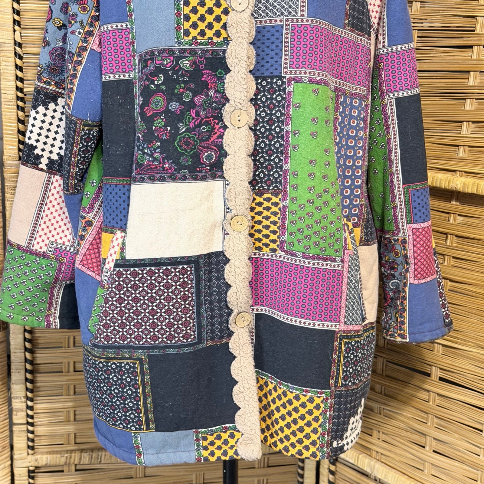 Patchwork hooded fleece lined button front jacket… - image 5