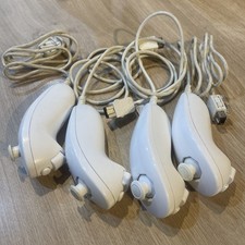 4 Official Nintendo Wii Nunchuck Controllers White Bundle Joblot