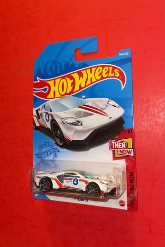 HOT WHEELS 2017 FORD GT 154/250 THEN AND NOW - Picture 2 of 3