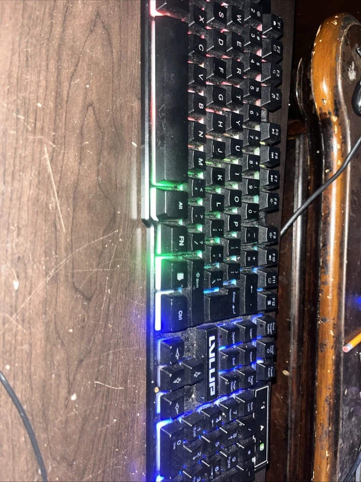 PC (leer la descripción para todos los detalles de este anuncio) Foto 4 de 4