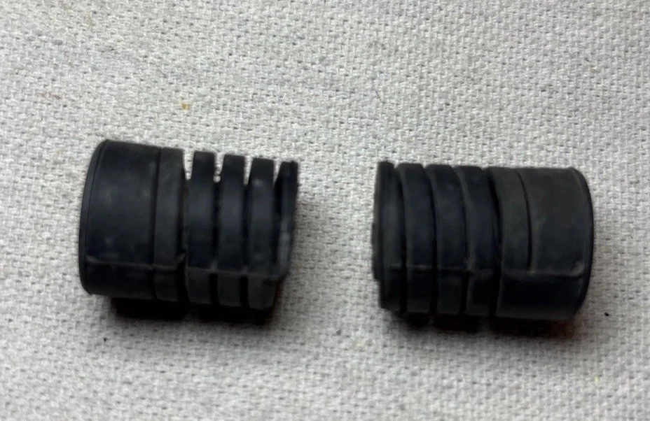 Комплект резиновых подушек для регулировки стопора бампера капота Toyota Celica 2000-2005 годов выпуска от оригинального производителя - Изображение 4 из 4