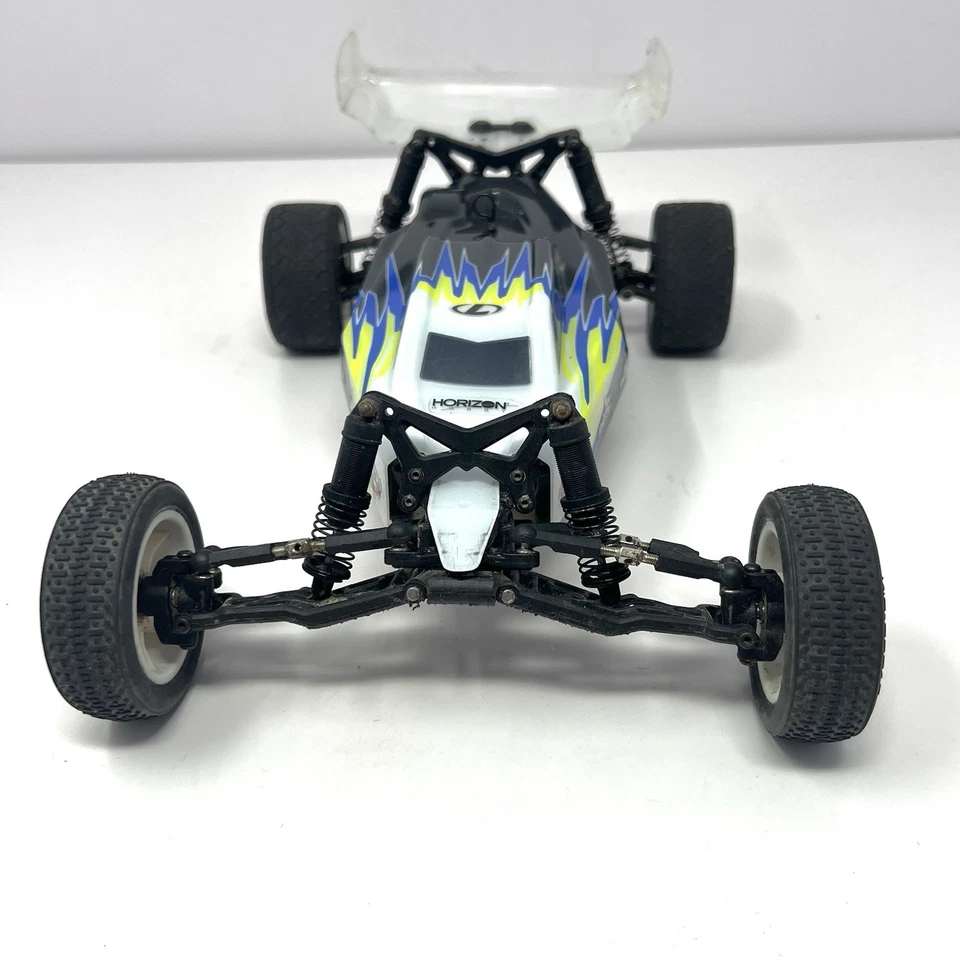 Losi Mini B 1/16th Scale 2WD Remote Control Car AS IS (NO Servo) Parts Repair - Image 4 of 4