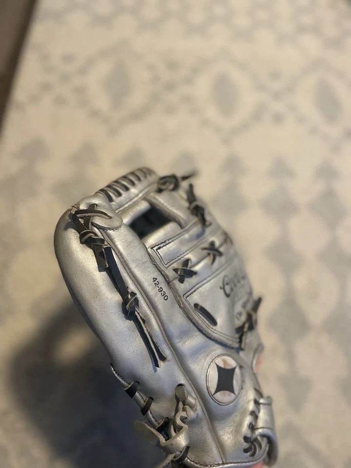 Guante de softbol Spalding Coors Light The Silver Bullet lanzador de mano izquierda de colección Foto 4 de 4