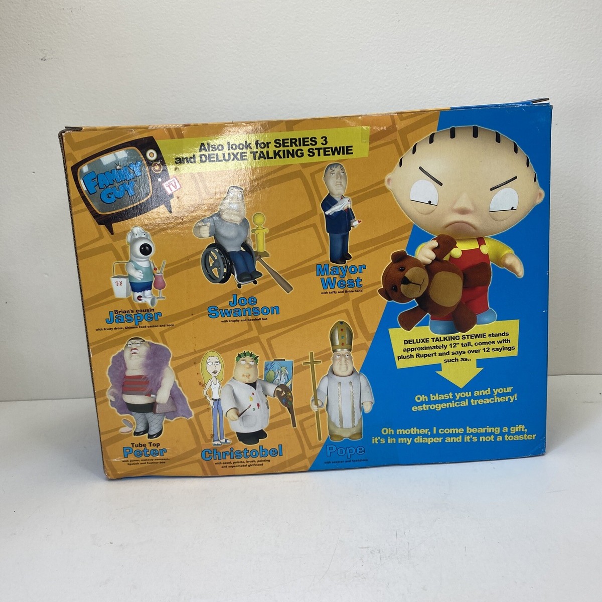 Mezco Family Guy Giant Chicken Vs Peter large action figure set