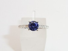 Anello da donna in argento 925 con tanzanite solitario e zaffiri bianchi