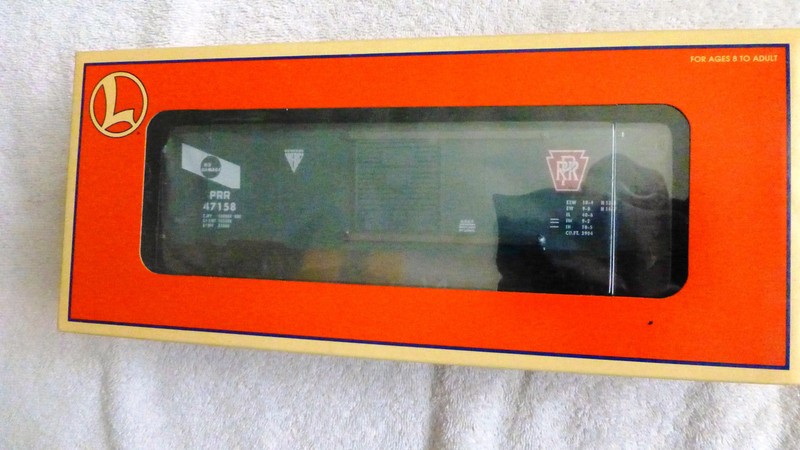 MINT LIONEL 6-29297 PENNSYLVANIA NO DAMAGE BOXCAR