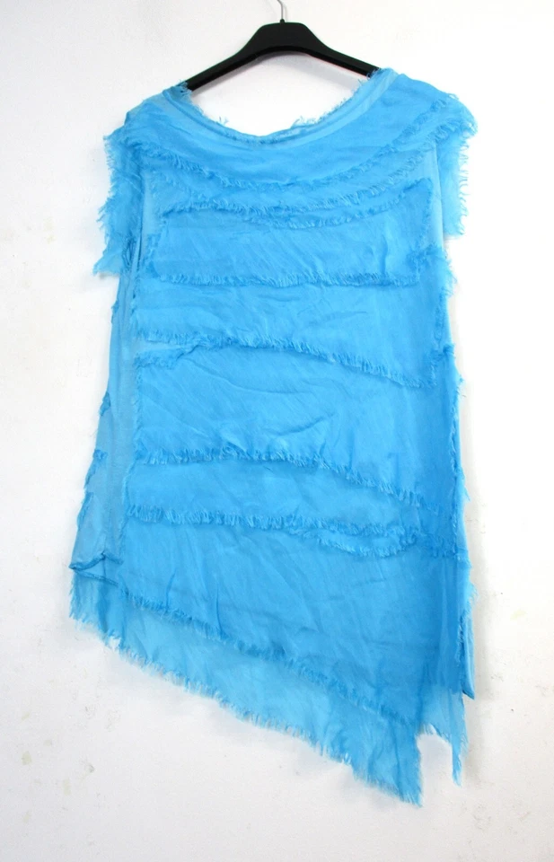 Mujer 30% Seda 70% Viscosa (Ruffles) 95% Viscosa (Base) Top Unitalla: Estándar - Imagen 2 de 4