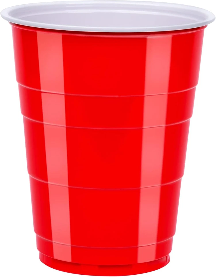 Tazas de fiesta de plástico desechables Amazon Basics, rojas, 18 oz, 120 unidades, paquete grande Foto 2 de 4