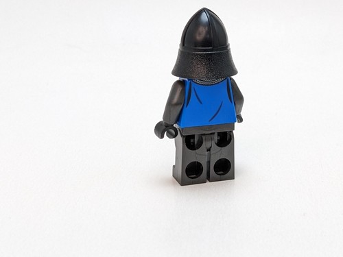 LEGO Castle Minifigure Black Falcon Knight + Horse + Barding Lion Knights lot - Picture 18 of 21