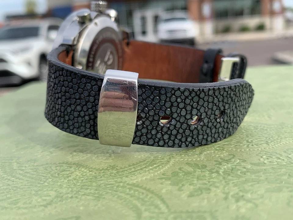 Relógio de quartzo Dibur Diamond preto MOP 47mm cronógrafo - LEIA - Imagem 3 de 4