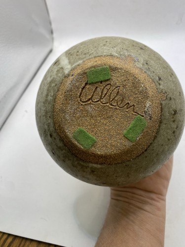 Hand Made Ceramic Vase By ALLAN pre Owned - Picture 4 of 8