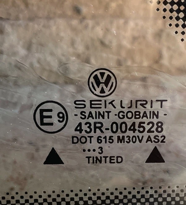 Volkswagen Beetle 1998-2010 LH cuarto trasero ventana cristal genuino Foto 2 de 4