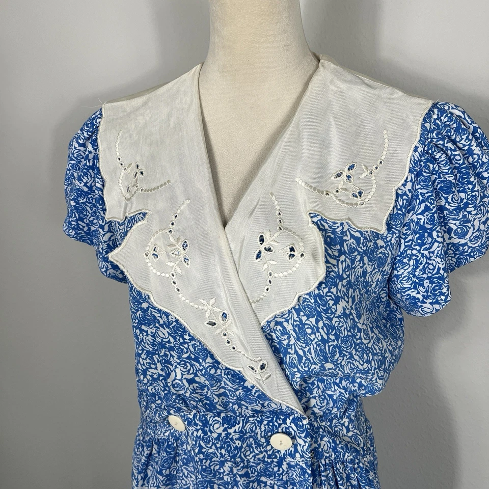 Vintage 1980s Blue Floral Secretary Dress Short Sleeve Midi Cottage Size 7/8 - Image 4 of 4