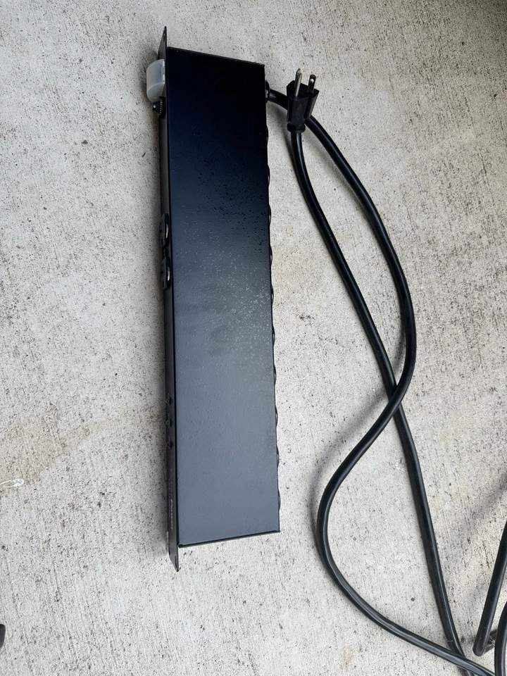 CyberPower CPS1220RM 20A 12-Outlet Rackmount PDU - Image 2 of 4