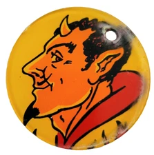 JUNK YARD ~ Williams Pinball 1996 ~ The Devil ~ Promo Plastic ~ NOS Key Fob~NEW!