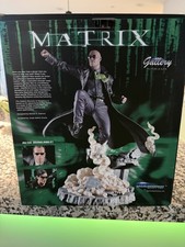 Diamond Select The Matrix Morpheus PVC Galler...