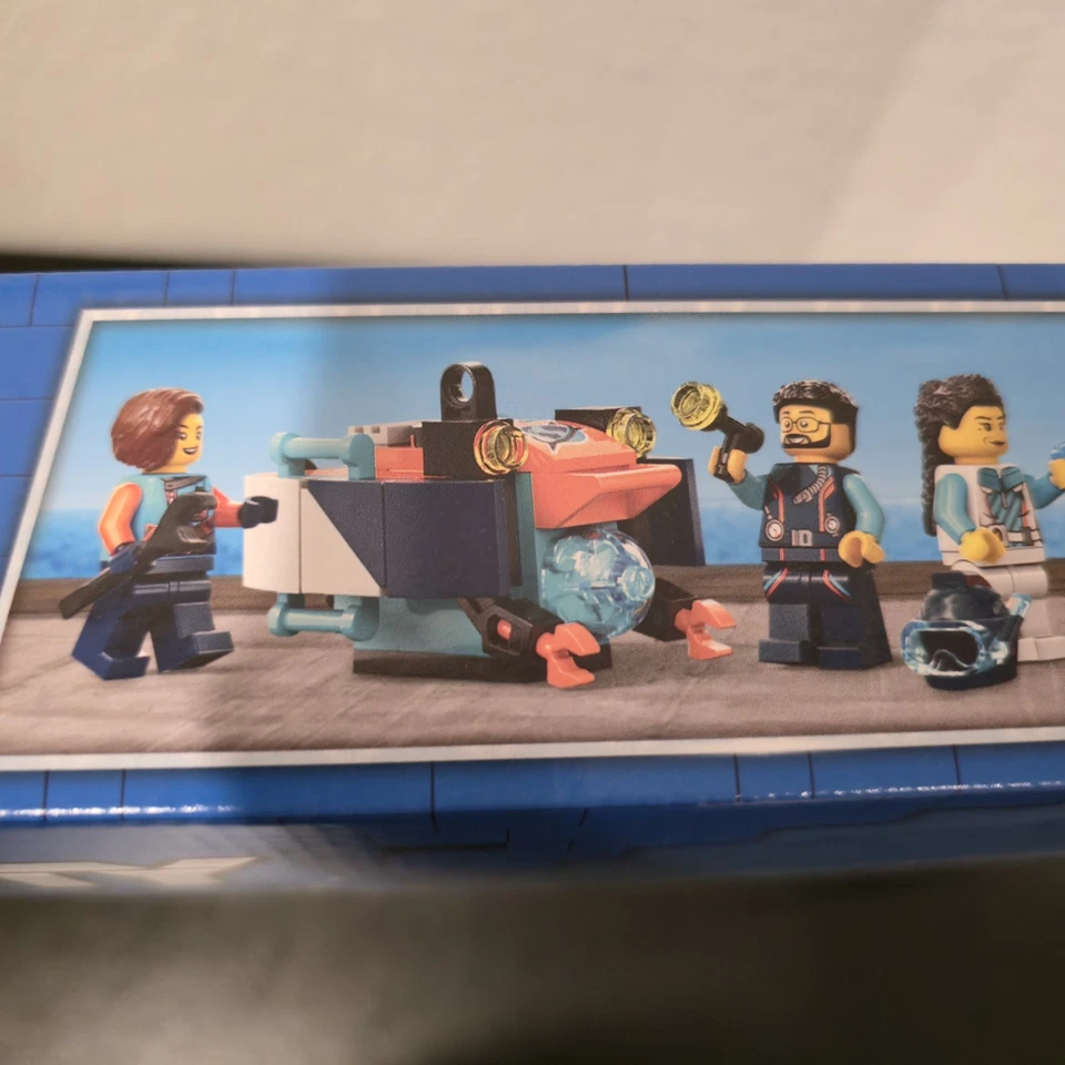 LEGO 60379 - CITY Deep-Sea Explorer Submarine - Brand New! - Image 3 of 4