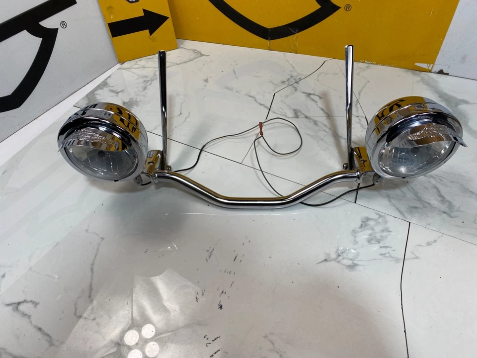 Faros antiniebla de paso Softail 85-17 OEM Harley-Davidson con barra de luz visera Foto 4 de 4