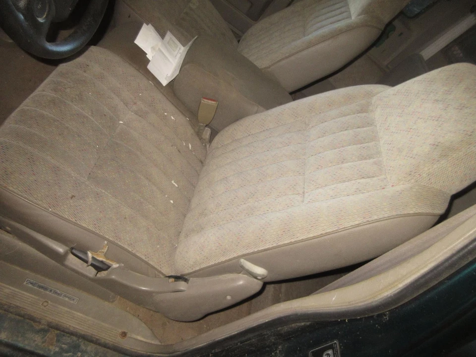 Used Right Headlight Assembly fits: 1996 Dodge Dakota composite Right Grade A Foto 2 de 4