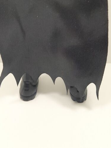 DC Batman The Caped Crusader Battle Armour Blue 6" Action Figure 2020 - Picture 11 of 13