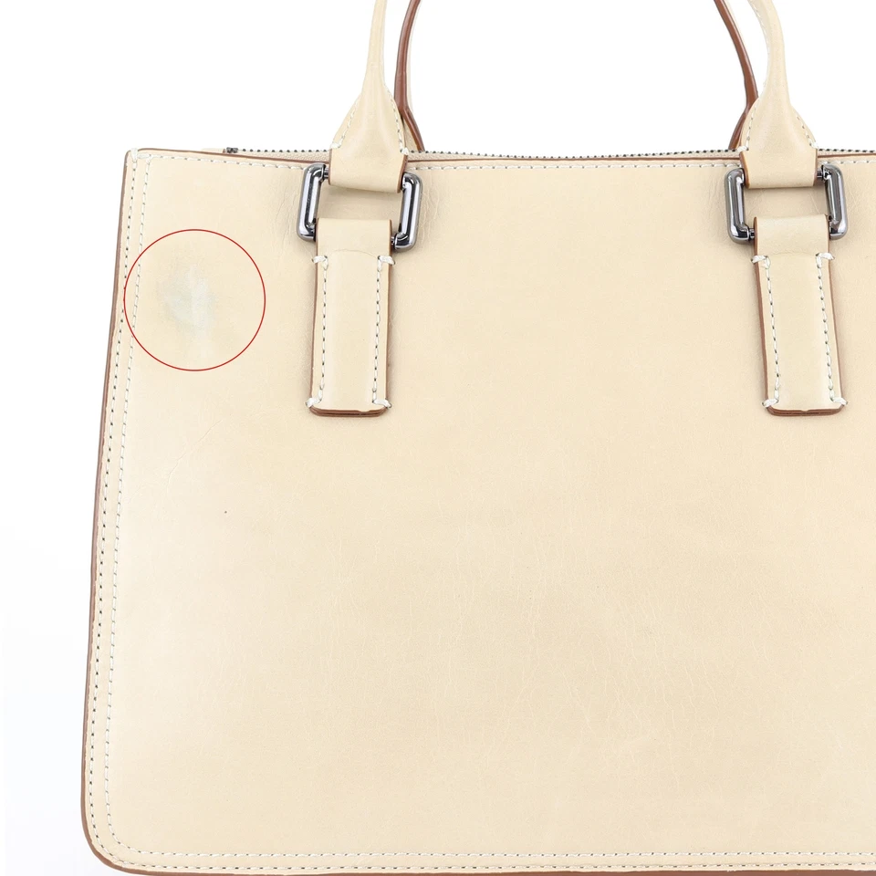 Cartera de cuero de gamuza Calvin Klein Brynn $298, tostada/marrón Foto 2 de 4