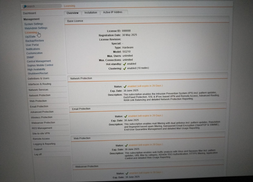 Sophos SG210 Rev.3 Firewall inkl. 2x 10 GbE SFP+ FleXi Port Modul (SGIZTCHF2) - Imagen 8 de 14