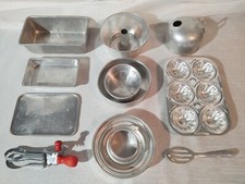 Vtg 1950s 11 Piece Children's Aluminum Miniature Baking Playset