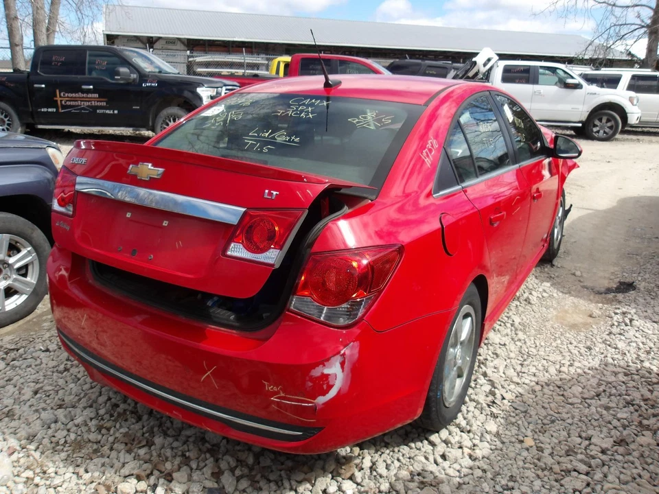 Brazo de control inferior inferior delantero izquierdo usado delantero se adapta a: Chevrolet Cruze 2012 delantero L Foto 4 de 4