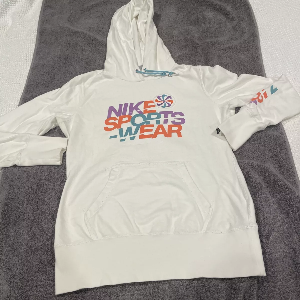 Nike 1972 hotsell hoodie