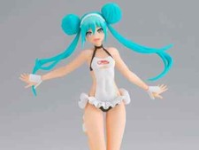 Vocaloid Hatsune Miku Racing Miku 2022 Tropical Maid Ver. Bandai