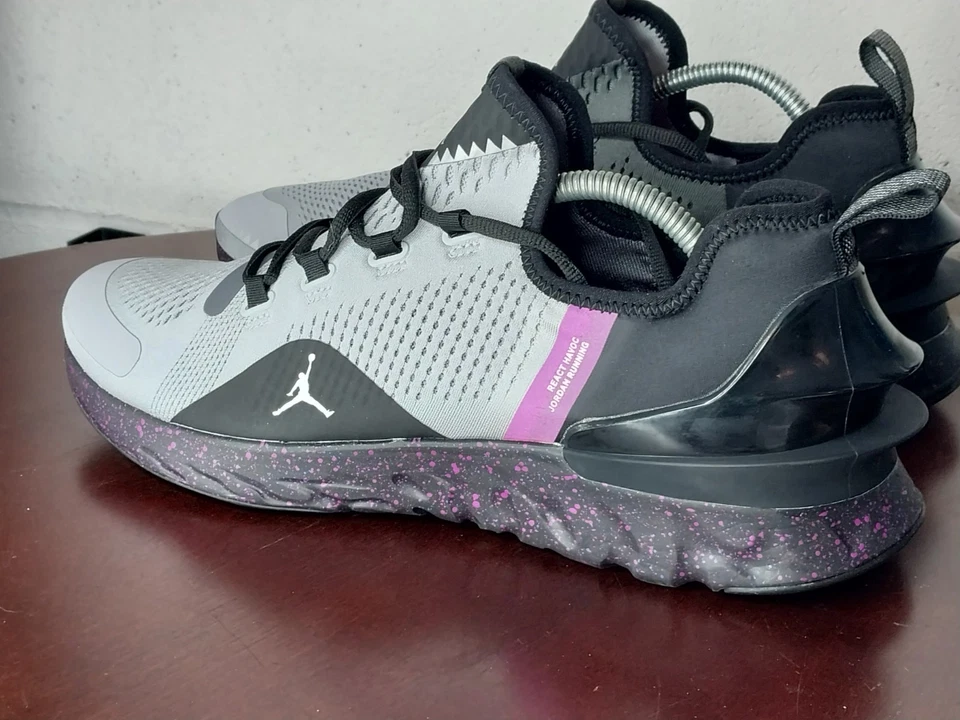 Tênis de corrida Jordan React Havoc masculino tamanho 11 cinza preto roxo - Imagem 4 de 4