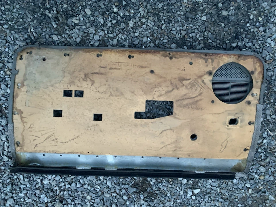 1988 Ford Escort GT Interior Drivers Passengers Door Panel 1st Gen High Out-Put - Image 4 of 4