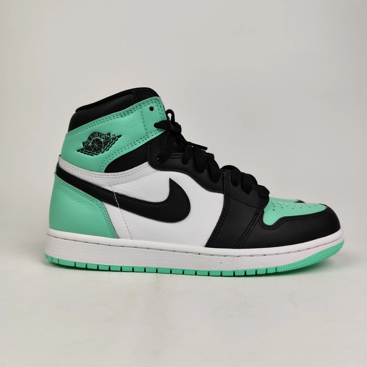 Jordan 1 Retro OG High Lucky Green for Sale - Authenticity