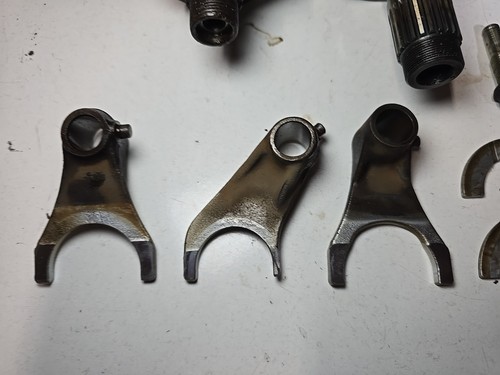 Suzuki GSF 650 Bandit K5/6/7 2005 - 2007 Gearbox Transmission - Picture 6 of 10