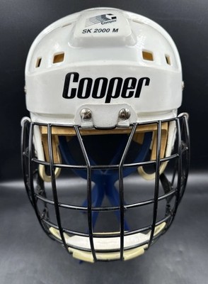 Vintage Cooper SK 2000 M White Hockey Helmet with Cooper VL50 Black Cage Mask