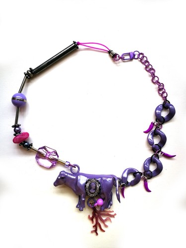Luxury Jewelry Fashion Chunky Jewels Necklace Brutalist Pendant Animal Lilac Cow - Picture 10 of 24
