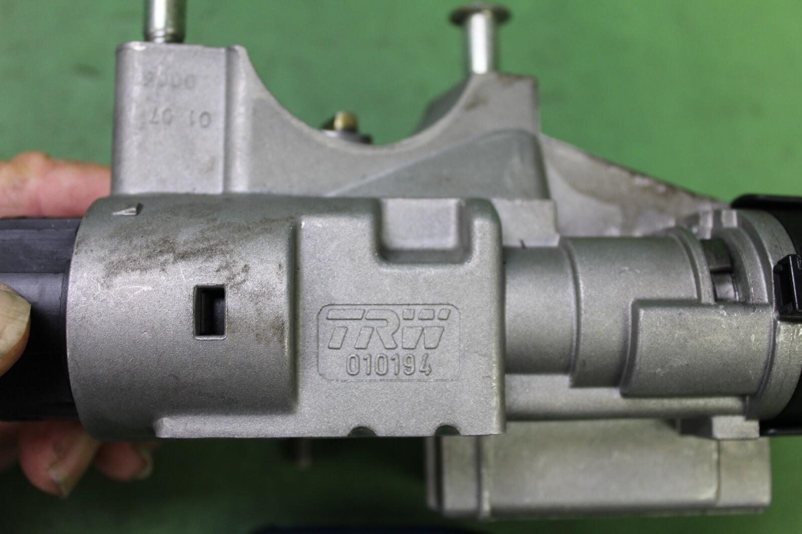 2007 MASERATI QUATTROPORTE IGNITION LOCK W/KEY TRW010194 OEM