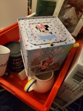 Disney MINNIE MOUSE Jack In The Box-Plays  Somewhere Over the Rainbow  Music