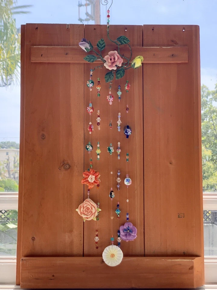 Cuentas de vidrio de metal de porcelana floral de medios mixtos rosa jardín atrapasol móvil Foto 4 de 4