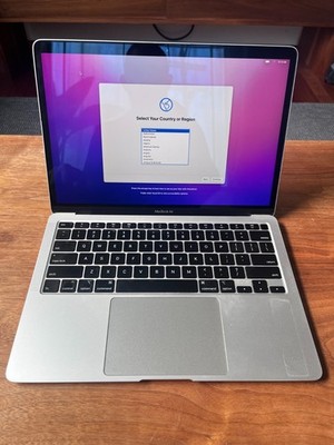 Apple MacBook Air 13'' 256GB SSD Laptop  MWTJ2LL/A Silver 2020