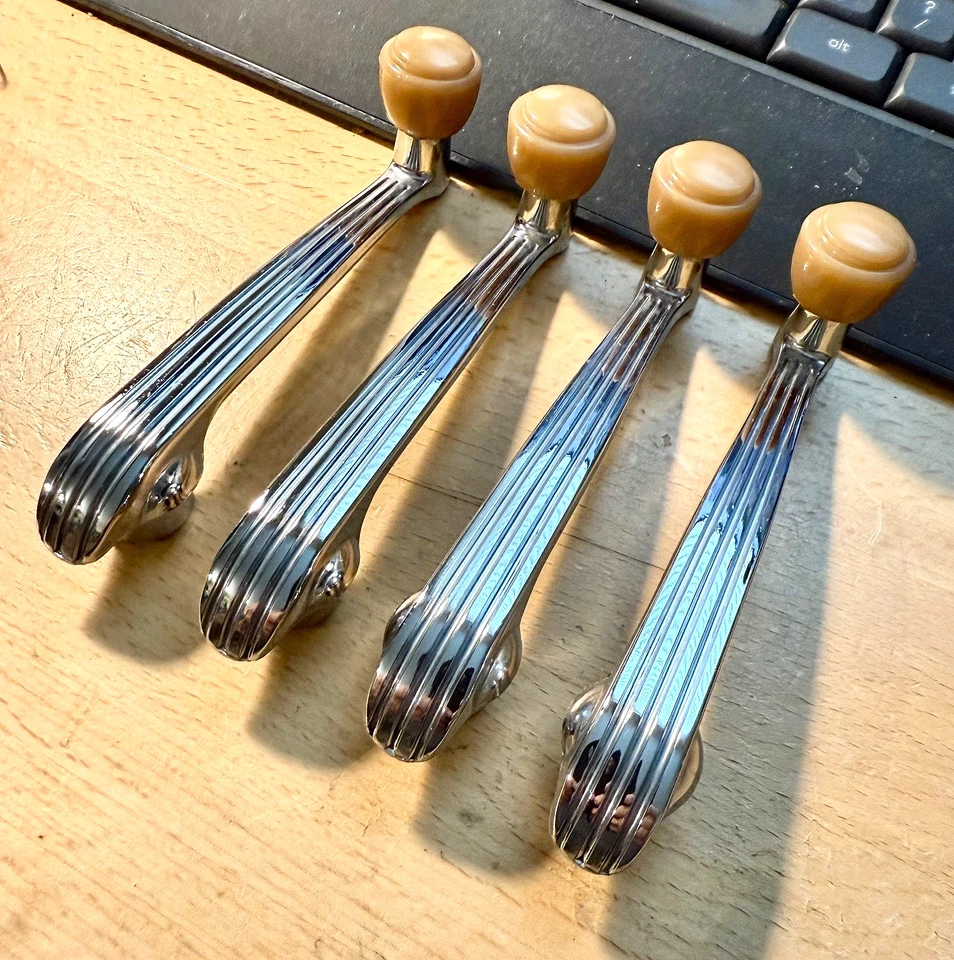 NORS 1937 1938 FORD DELUXE WINDOW CRANK HANDLES 37 38 CIRCA 30S RESTO RAT ROD - Image 3 of 4