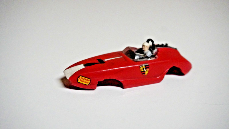 RARE Aurora T-Jet ThunderJet F1 Racer #7 Red HO Slot Car Imperfect Body