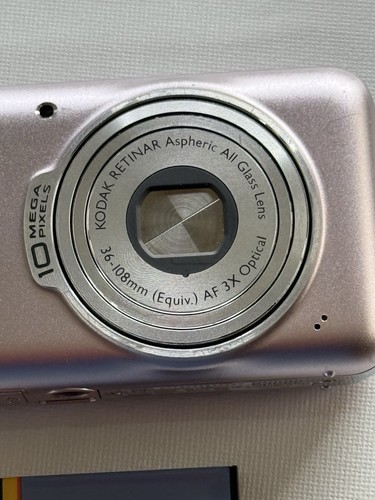 Digital Camera Kodak EasyShare V1003 10MP 3x Optical Zoom - Picture 2 of 10