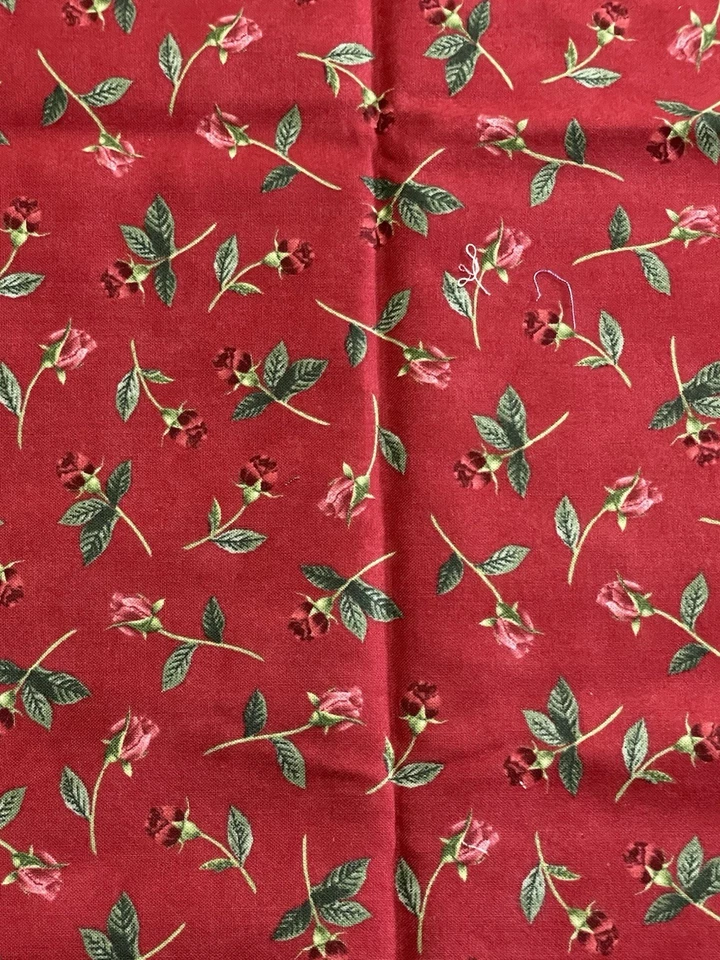 Tela roja Wilmington Prints Daydream Garden Roses 1 yarda X 43 pulgadas de ancho Foto 4 de 4