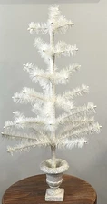 Bethany Lowe Feather Tree White Urn Base, White Berries.