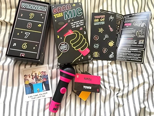Exciting Grab the Mic Family Karaoke Board Game Lyric Cards Birthday Party - Picture 7 of 9